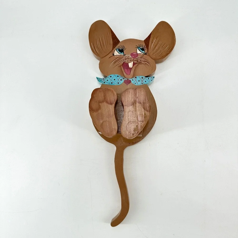 Vintage Tole Painted Wood Mouse Wall Plaque Hand‎ Painted Nursery Decor 15